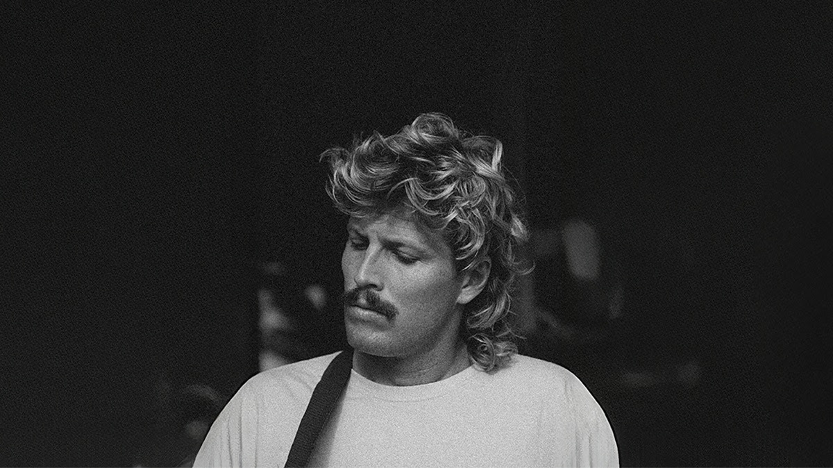 Ziggy Alberts Releases New Single: "Cyclones" 3 Ziggy Alberts