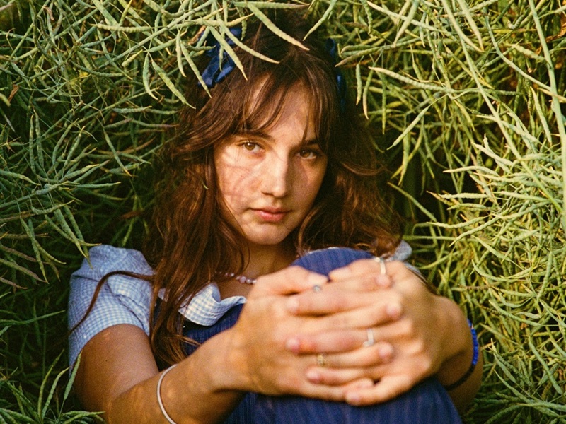 Meelu Releases New Single: "Hi, Love" 3 Meelu